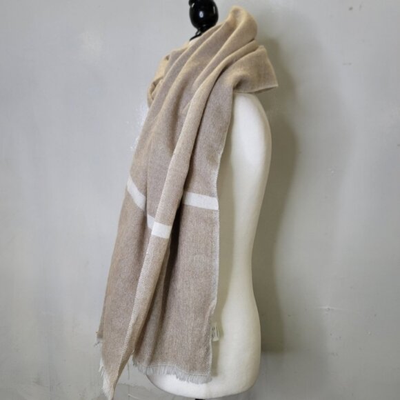 Oak and fort knit  scarf - Picture 2 of 4